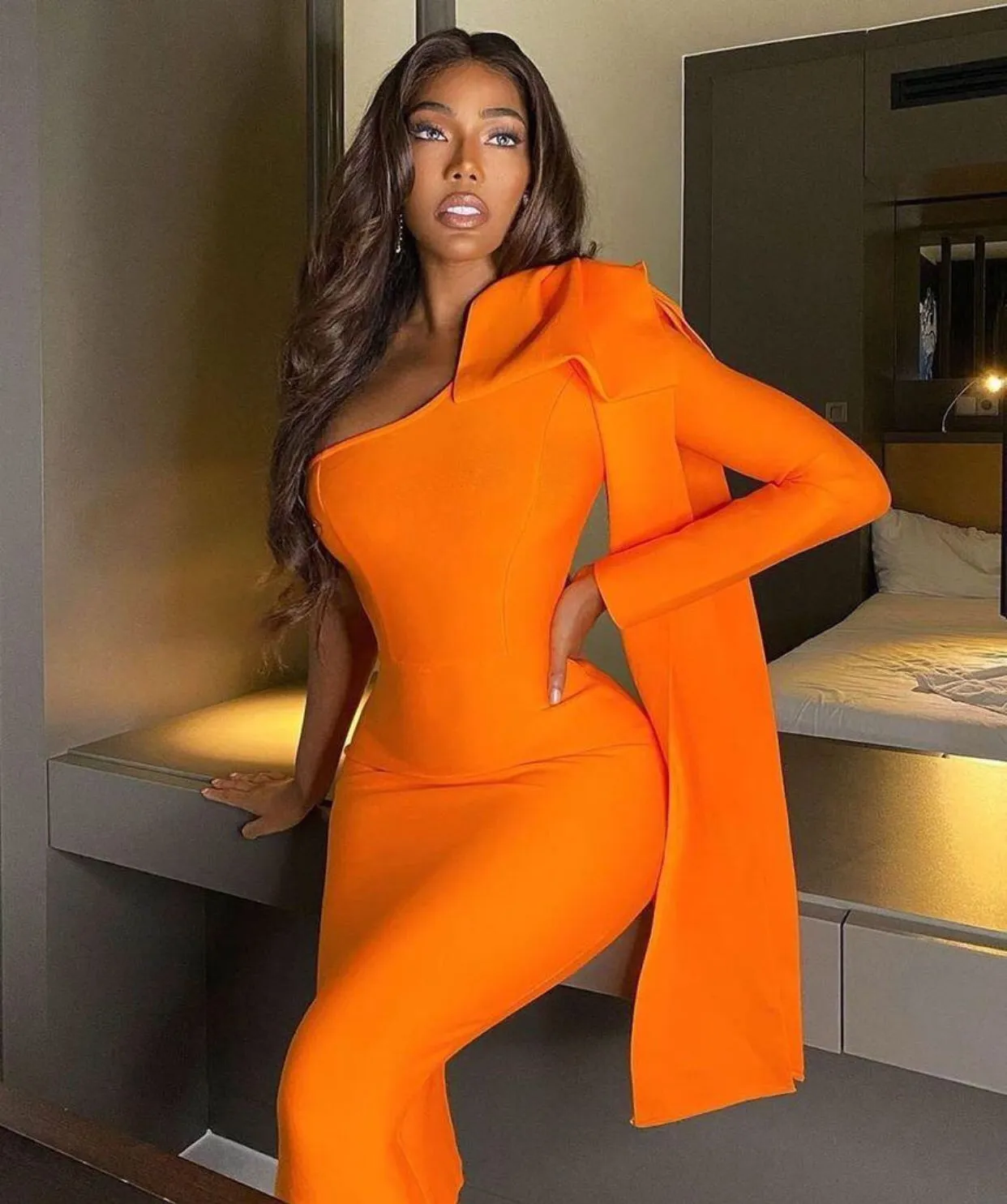 MONROE ORANGE ONE OFF SHOULDER MIDI DRESS